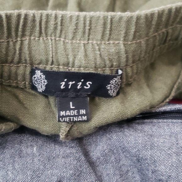 Cargo shorts - Picture 3 of 3